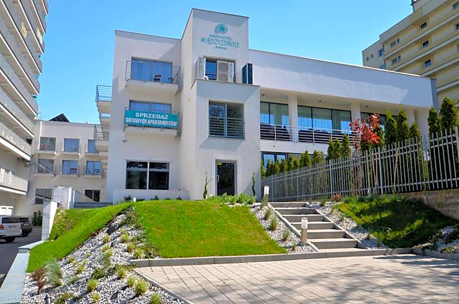 HolidayHomePL Aparthotel z balkonem przy plaży