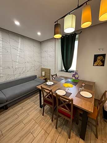 Apartamenty PRETTY WOMAN 100 m town square 24h - nocleg Bytom Chorzów Katowice