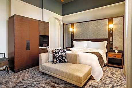 Grand Heritage King Room