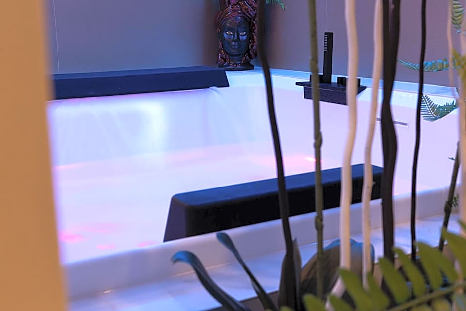 POPULA - The Lifestyle Hotel