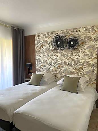 Superior Double or Twin Room with Sea View