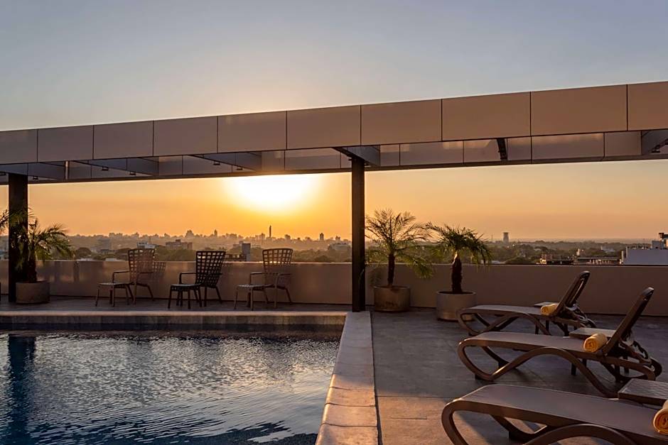 Tryp by Wyndham Asuncion