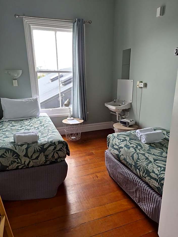 HarbourView Hotel