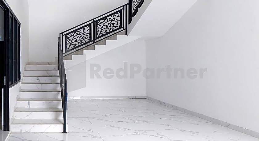 Khayrizsan Premium Mitra RedDoorz