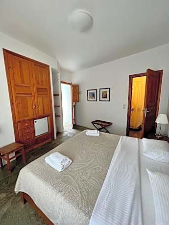 Large Double or Twin Room
