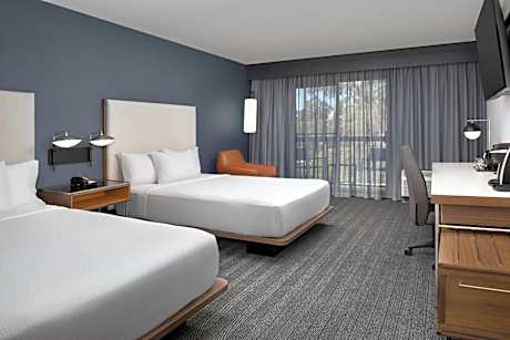 Room, 2 Queen Beds (Hearing Accessible)