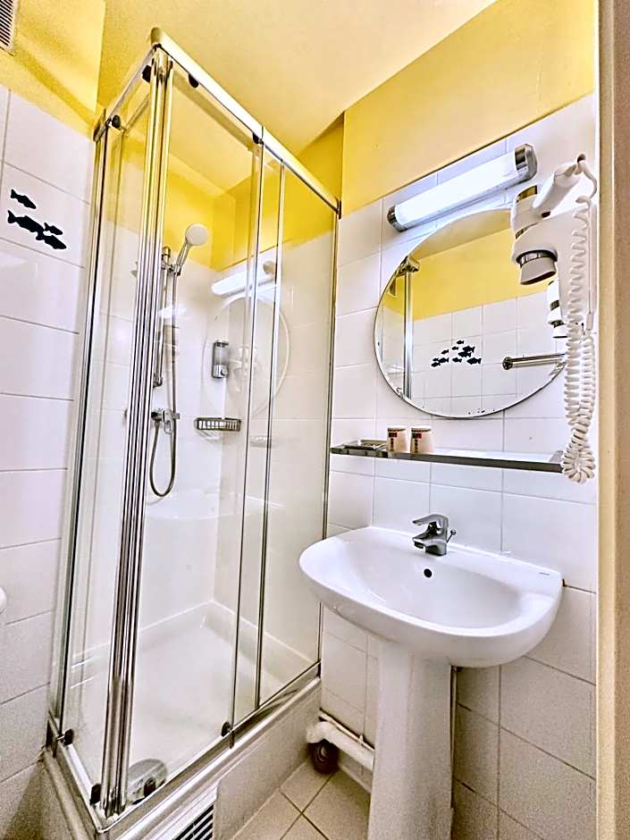 Hotel Bellevue Paris Montmartre