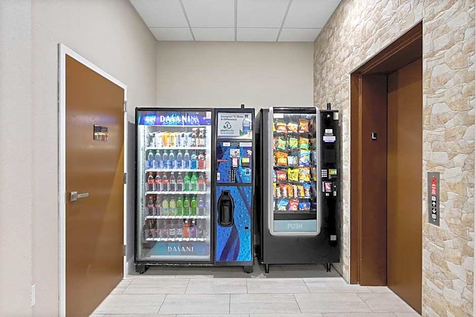Comfort Inn & Suites St. Louis-Hazelwood