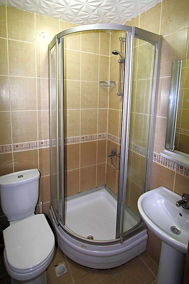 Lyon Hotel İstanbul