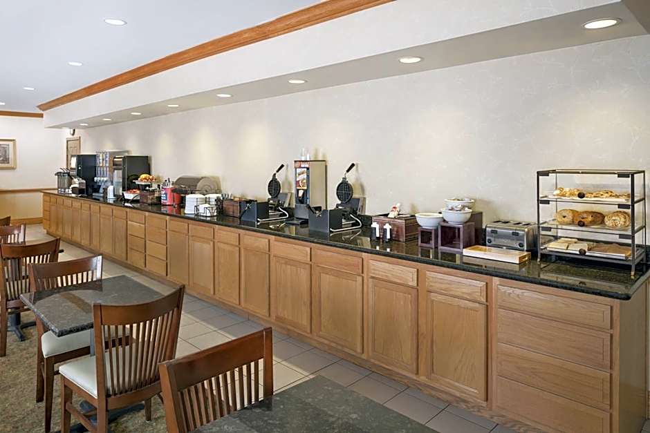 Holiday Inn Express & Suites Elyria By IHG