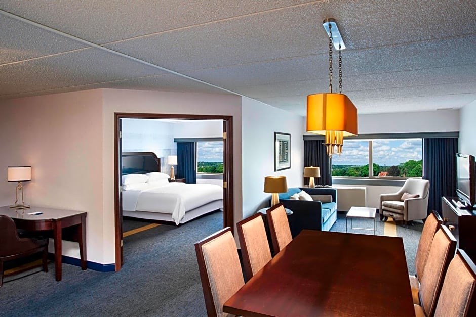 Sheraton Syracuse University Hotel & Conference Ce – Syracuse, NY