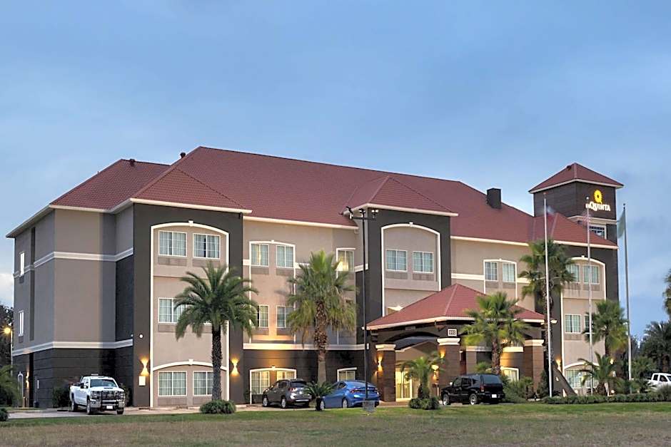 La Quinta Inn & Suites by Wyndham Alvin