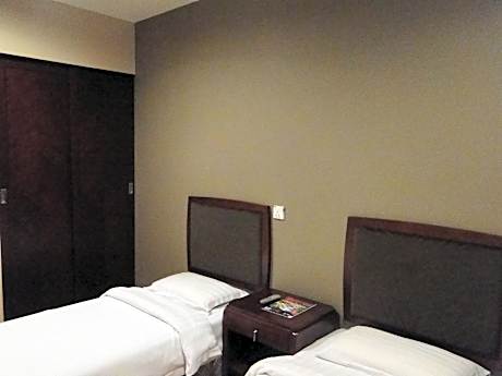 Economy Twin Room