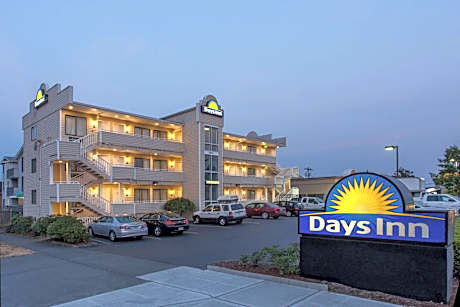 Days Inn by Wyndham Seattle North of Downtown