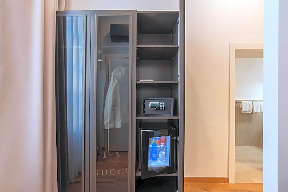 Navona Essence Hotel