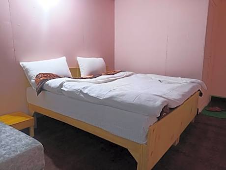 Moonland Cottage Pangong