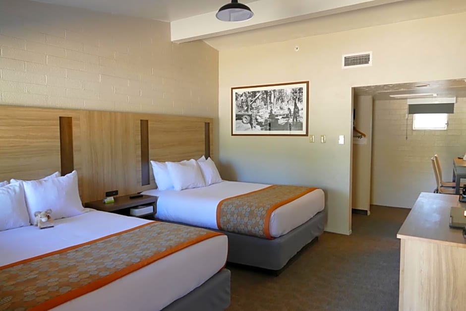Photo 1 of 2 of West 2 Queen Beds