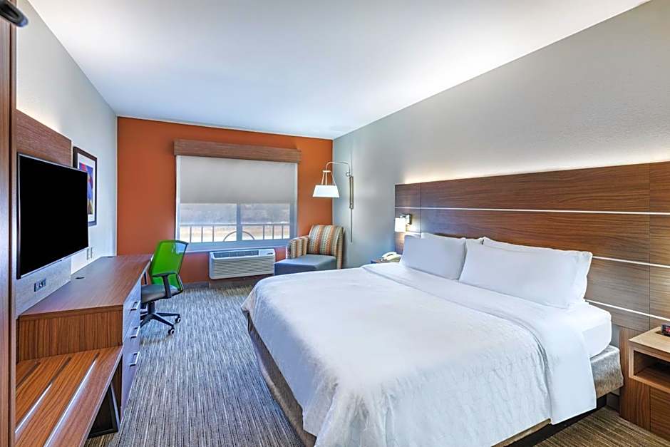 Holiday Inn Express Hotel & Suites Pryor By IHG