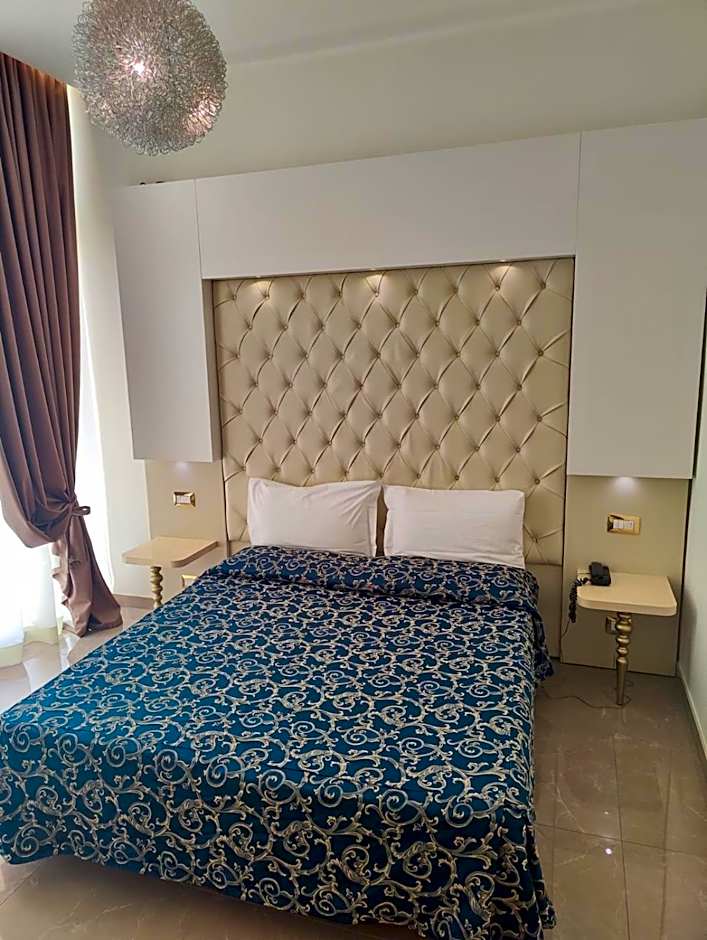 Hotel Ambassador