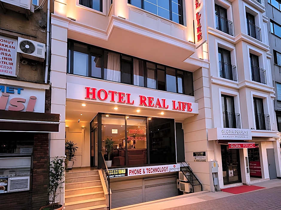HOTEL REAL LİFE
