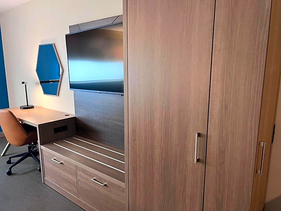 Holiday Inn Express Atlanta Airport - North by IHG