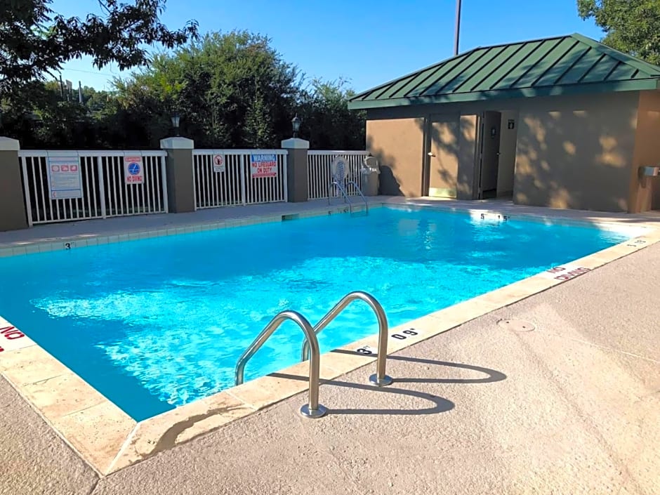 Holiday Inn Express Hotel And Suites Kings Mountain By IHG