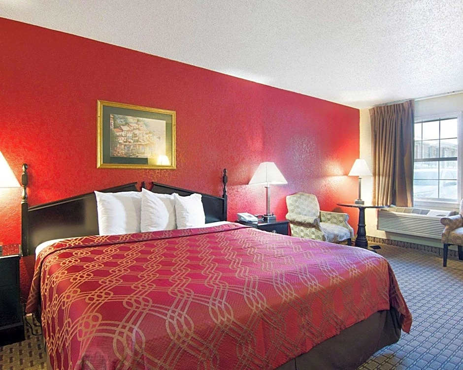 Econo Lodge Pine Bluff