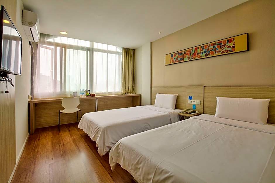 Hanting Hotel Niongbo Tianyi Square