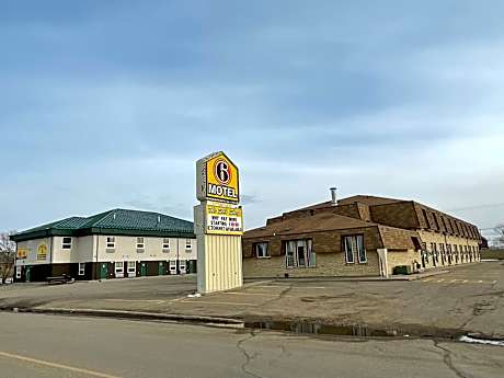 Circle 6 Motel