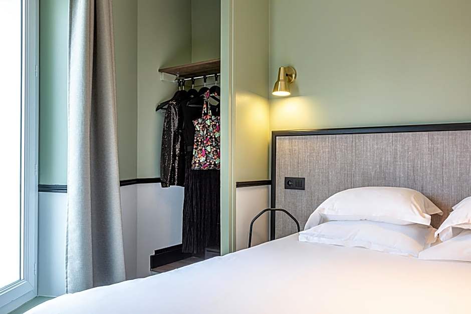 Hotel at Gare du Nord