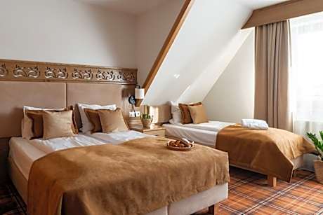 Quadruple Room with Balcony