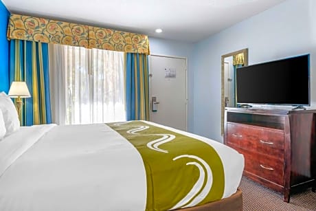 King Room - Non-Smoking