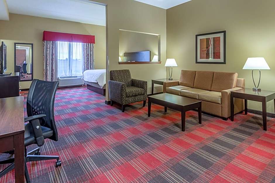 Holiday Inn Express & Suites Bowling Green by IHG