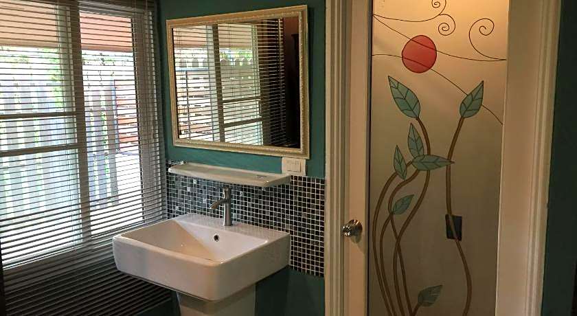 Q Zone Boutique Resort