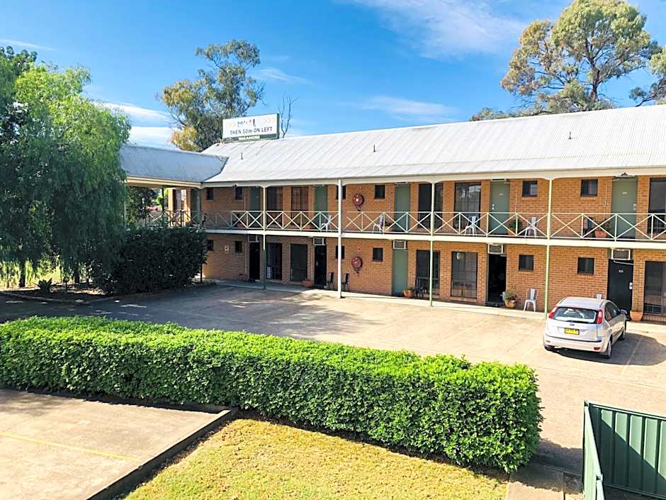 Campbelltown Colonial Motor Inn