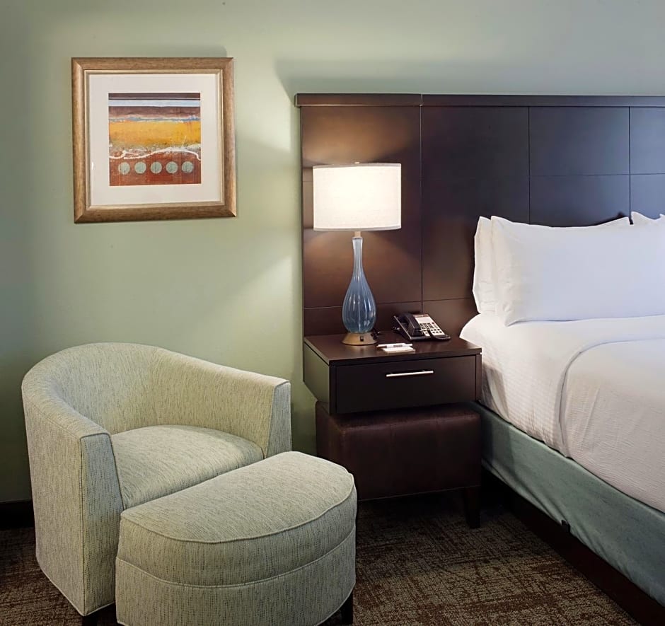 Staybridge Suites Fayetteville