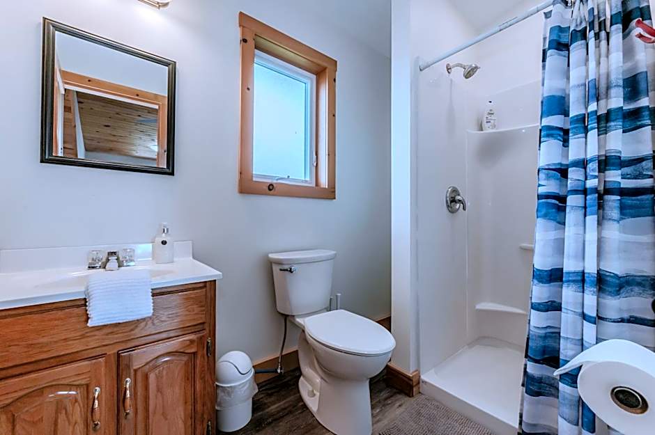 Elysium - Perfect Waterfront for the Holidays