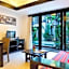 S'Cape Condotel