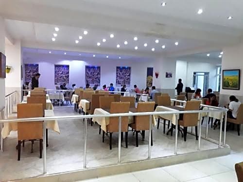 Golden Life Heights Deluxe Suite Hotel - Adult Only