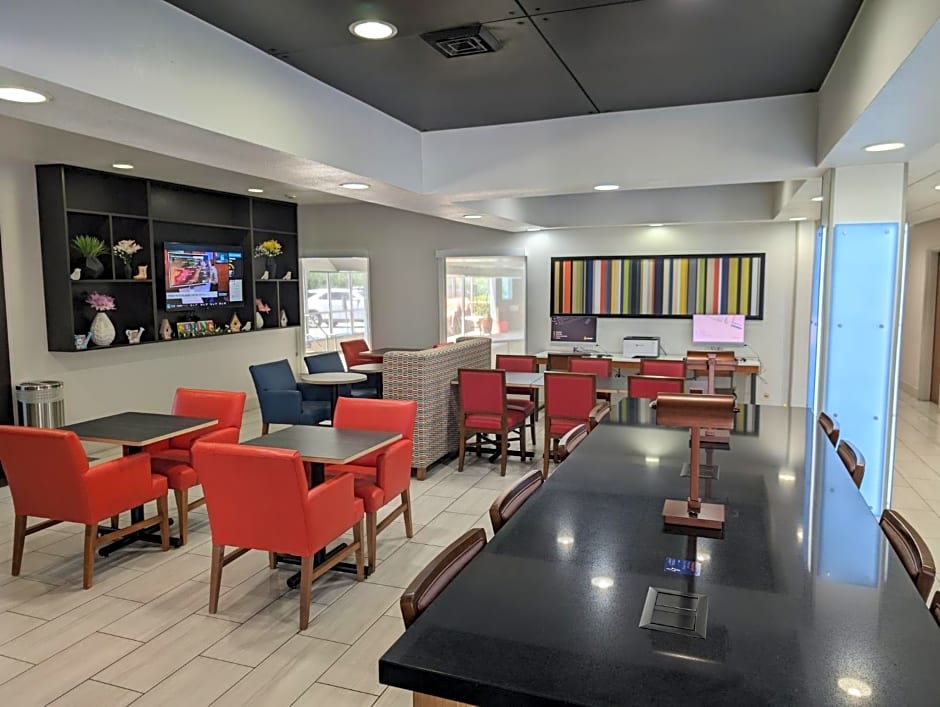 Holiday Inn Express Hotel & Suites El Dorado By IHG