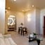 Presidential Studio with Gated Parking at Casas Sanblu