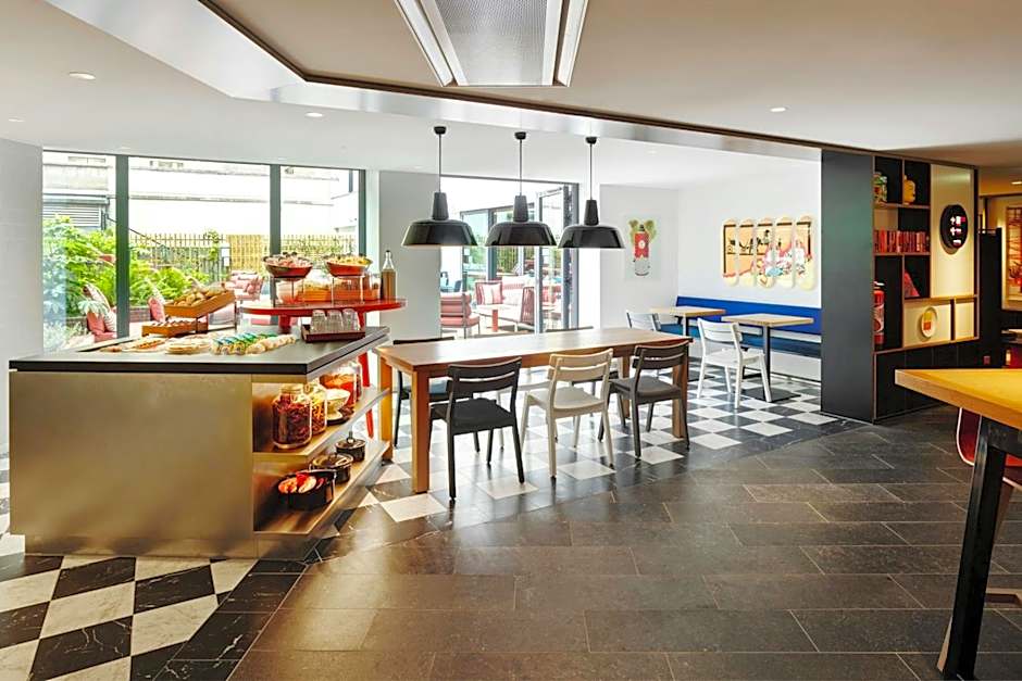 citizenM Paris Champs-Élysées