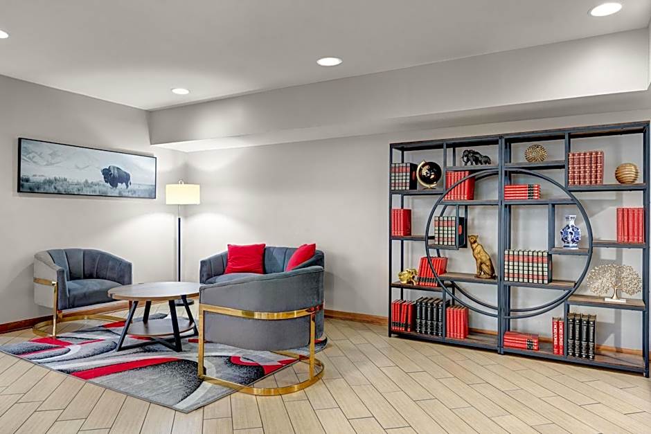 Ramada by Wyndham Tulsa Broken Arrow