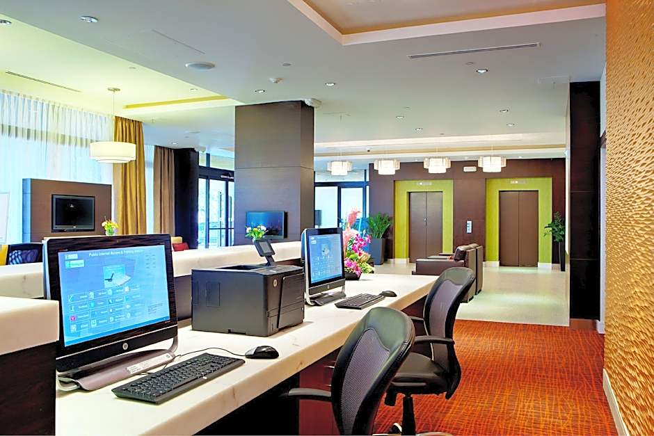 Holiday Inn Long Beach Downtown