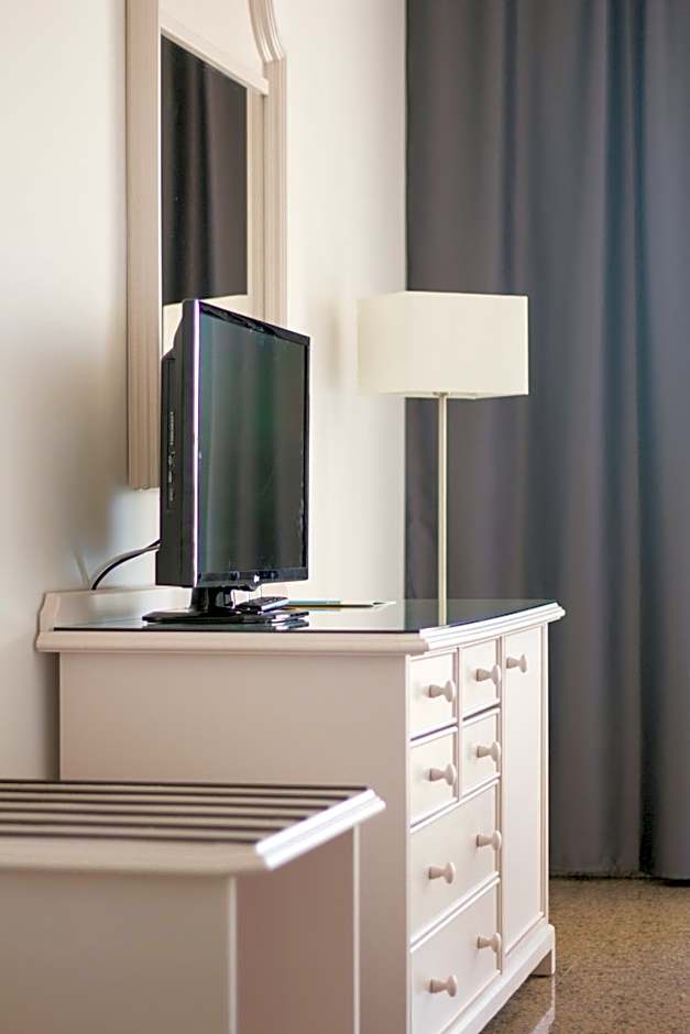 Mac Puerto Marina Benalmadena Hotel