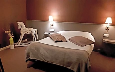 Double Room with Private Bathroom