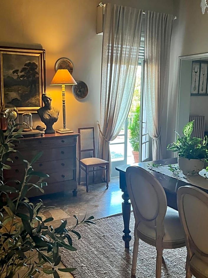 Villa House and Garden B&B