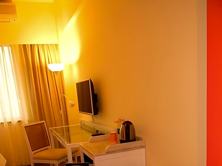 Yanjiang East Garden Inn
