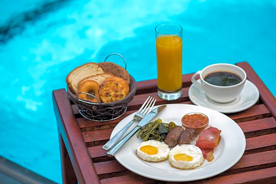 Sea Cliff Court Hotel & Luxury Apartments