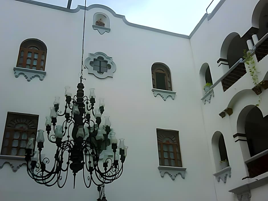 Hotel Colonial